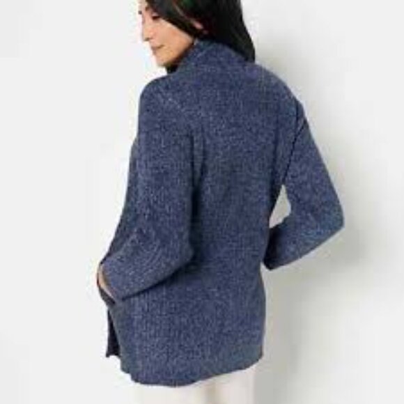 NWT: Barefoot Dreams Cozychic Cabin Cable Cardigan - Picture 2 of 6